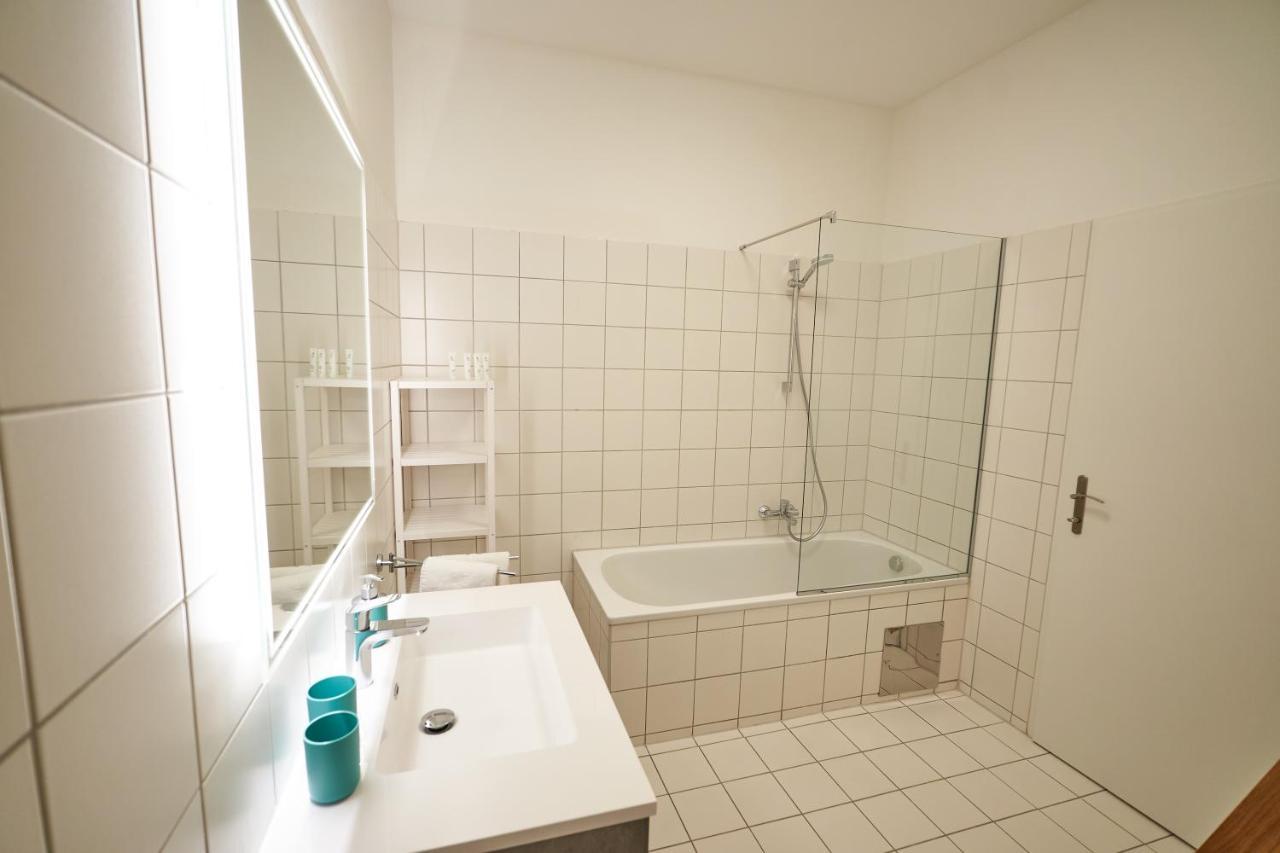 Trendy Apartment 2 Zimmer Zentral Gelegen فيينا المظهر الخارجي الصورة